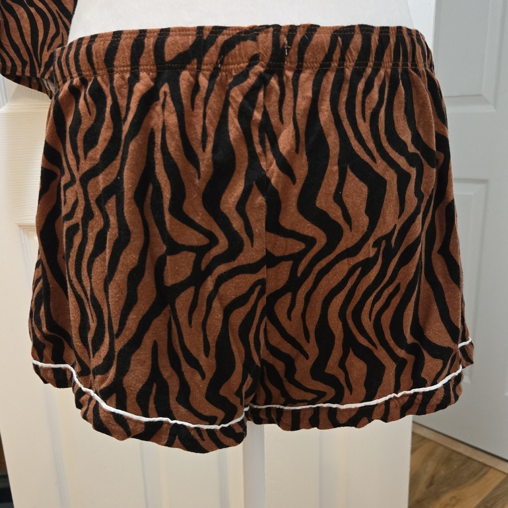 Zebra Print Button-Up Pajama Set, Size Large, Seeing Stars - Picture 10 of 15